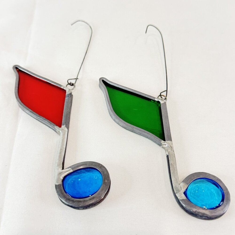 2 VTG Green & Red Stained Glass Sun Catcher Music Notes Hanging Window Ornaments
